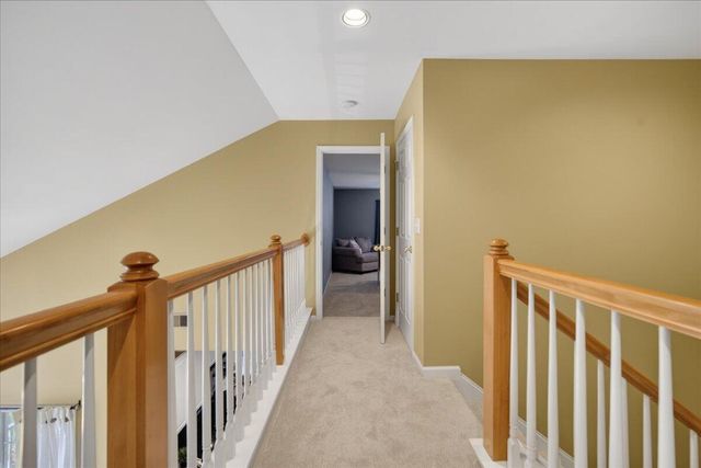 533 Pointe Of Oaks Road, Summerville, SC 29485