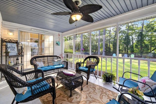 533 Pointe Of Oaks Road, Summerville, SC 29485