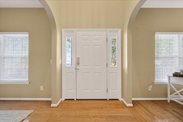 533 Pointe Of Oaks Road, Summerville, SC 29485
