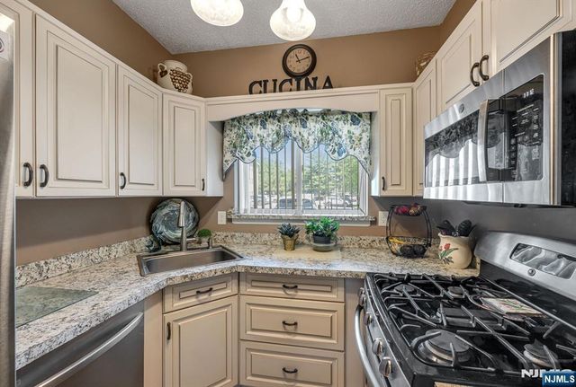 602 Brittany Drive, Wayne, NJ 07470