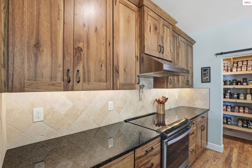 8802 W BENTON WAY, Coeur d'Alene, ID 83814 photo 15