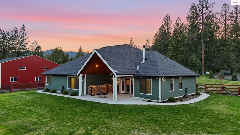 8802 W BENTON WAY, Coeur d'Alene, ID 83814 photo 65