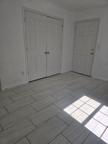1013 1/2 S Catherine Street, Terrell, TX 75160