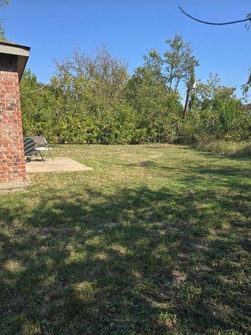 1013 1/2 S Catherine Street, Terrell, TX 75160
