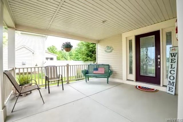55 Chancellor Lane, West Seneca, NY 14224