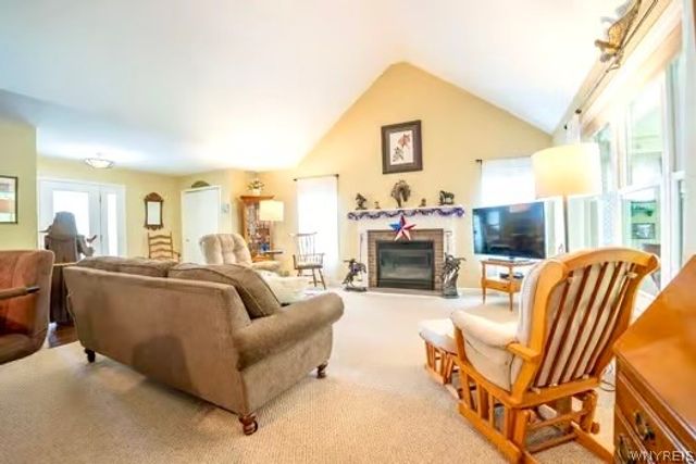 55 Chancellor Lane, West Seneca, NY 14224