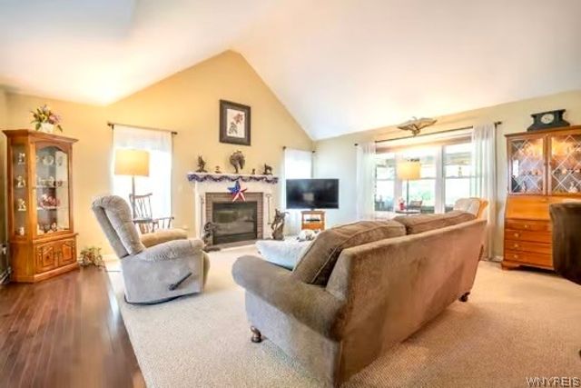 55 Chancellor Lane, West Seneca, NY 14224