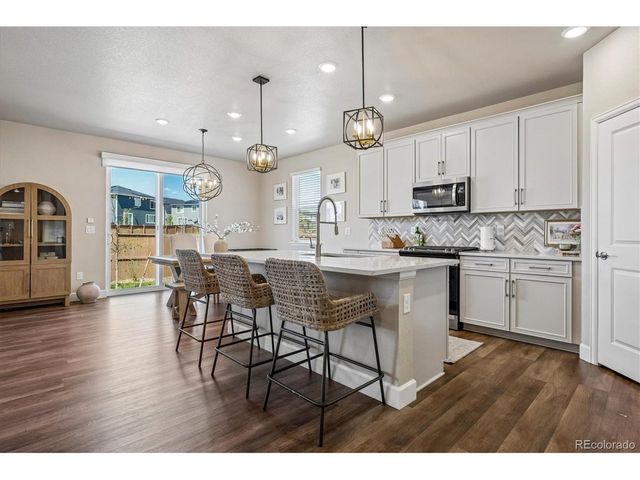 605 Silver Rock Trl, Castle Rock, CO 80104