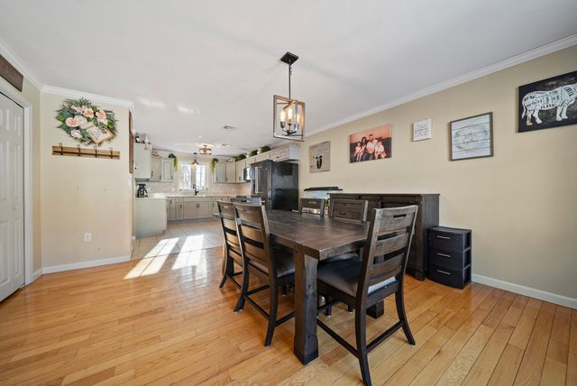 7 Lincoln Lane, Chester, NH 03036