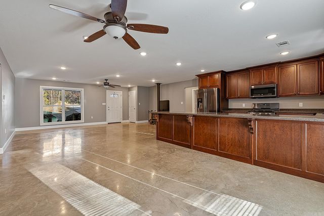 845 Greene 718 Road, Paragould, AR 72450