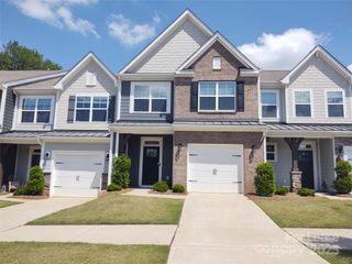 2235 Blewett Drive, Charlotte, NC 28269