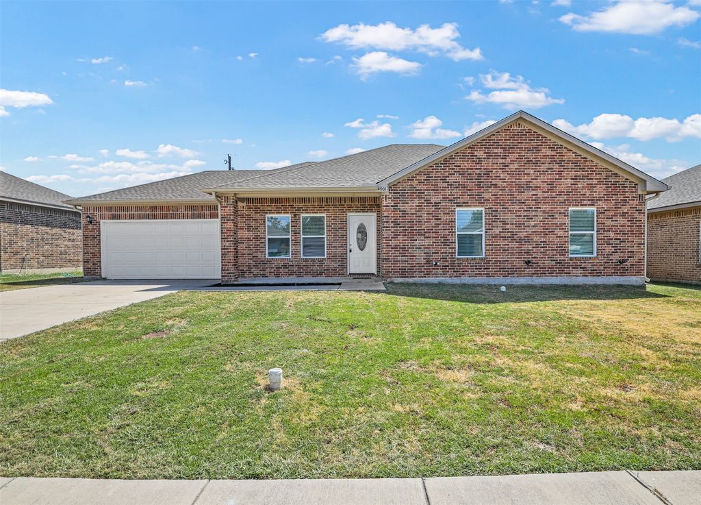 4901 Jefferson Street, Greenville, TX 75401