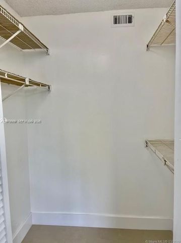 10131 W Sunrise Boulevard 204, Plantation, FL 33322