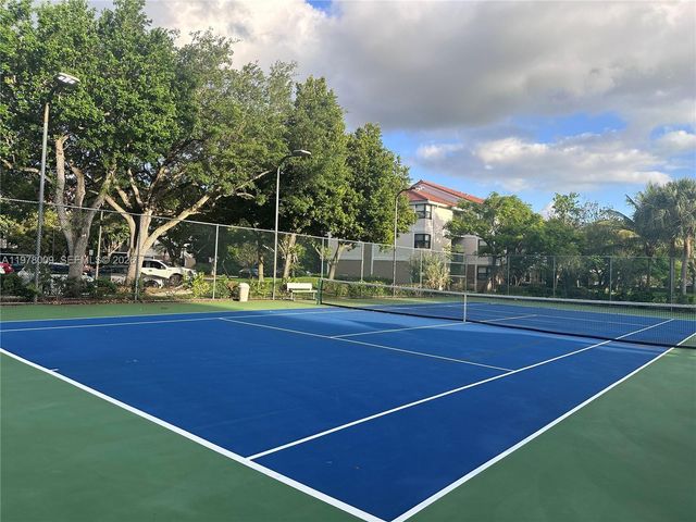 10131 W Sunrise Boulevard 204, Plantation, FL 33322