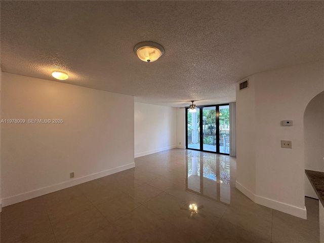 10131 W Sunrise Boulevard 204, Plantation, FL 33322