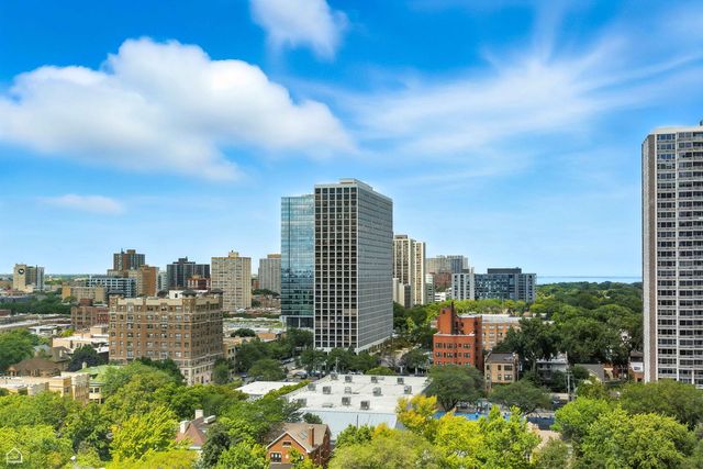 720 W Gordon Terrace 16E, Chicago, IL 60613