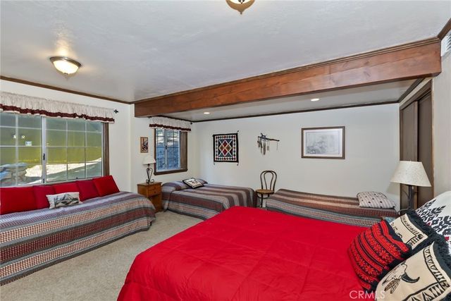 691 Cottage Grove Road, Lake Arrowhead, CA 92352