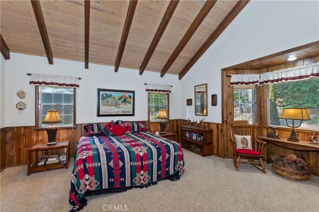 691 Cottage Grove Road, Lake Arrowhead, CA 92352
