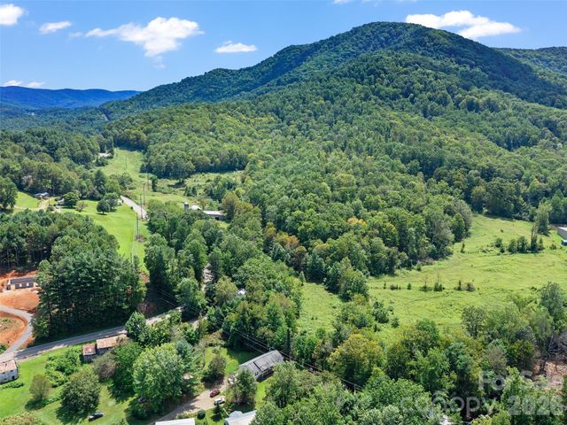 1896 State Hwy 80 S None, Burnsville, NC 28714