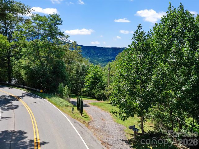 1896 State Hwy 80 S None, Burnsville, NC 28714