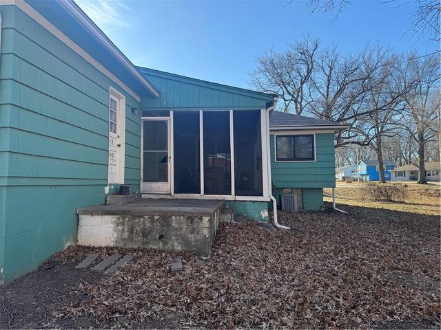 11418 Orchard Road, Kansas City, MO 64134