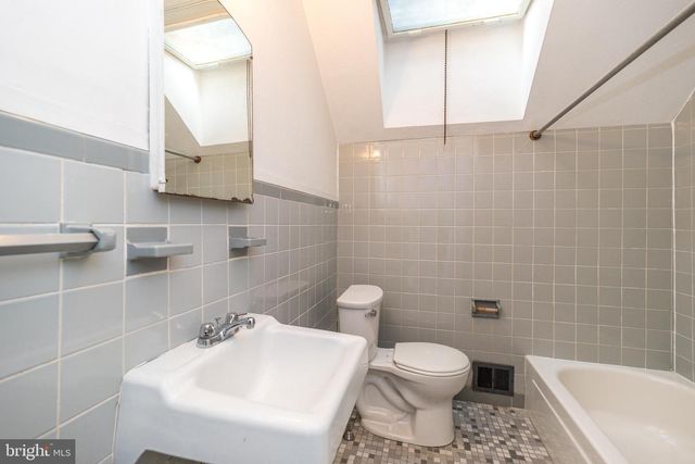 7738 ARDLEIGH ST, Philadelphia, PA 19118