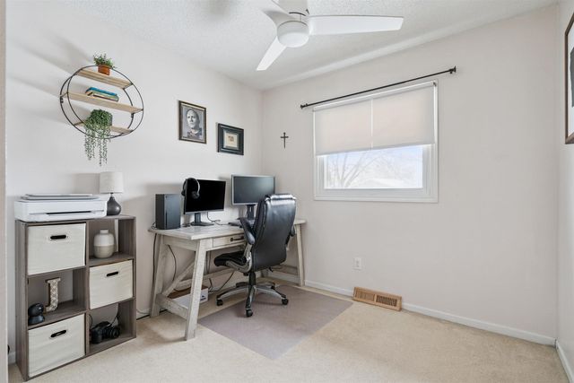 3824 Monterey Drive, Waterloo, IA 50701