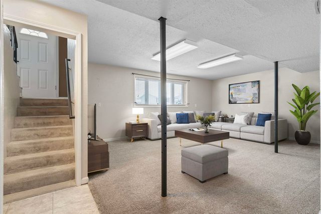 3824 Monterey Drive, Waterloo, IA 50701