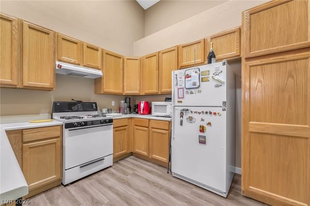 7450 South Eastern Avenue 2030, Las Vegas, NV 89123