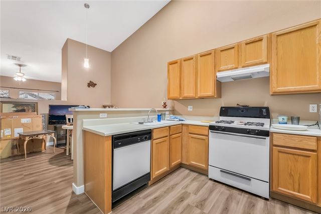 7450 South Eastern Avenue 2030, Las Vegas, NV 89123