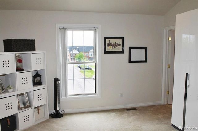 45411 N Stonewood Road, Canton, MI 48187
