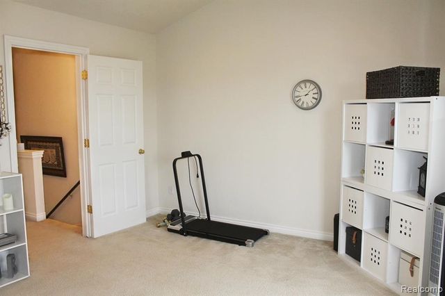 45411 N Stonewood Road, Canton, MI 48187
