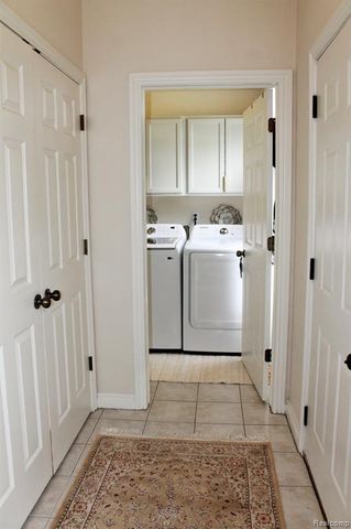45411 N Stonewood Road, Canton, MI 48187