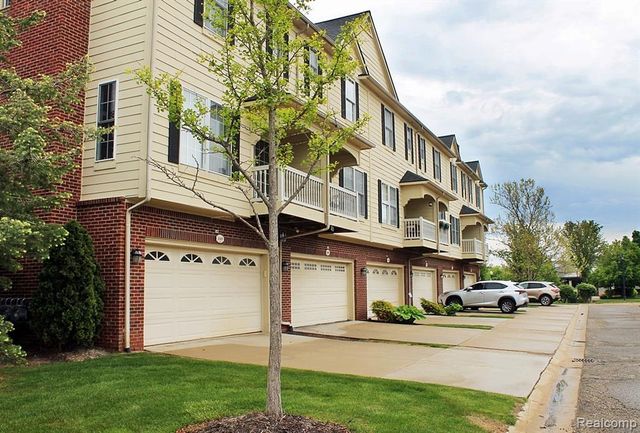 45411 N Stonewood Road, Canton, MI 48187