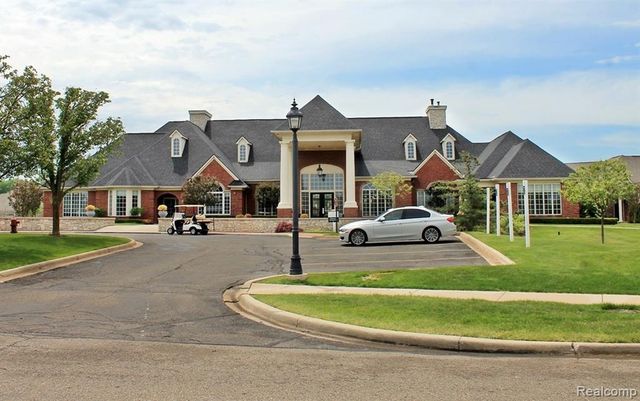 45411 N Stonewood Road, Canton, MI 48187