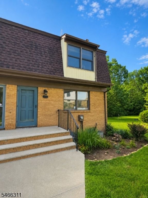 112 Stedwick Dr, Mount Olive Twp., NJ 07828 — exterior