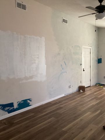 108 N Ash Street, Springtown, TX 76082