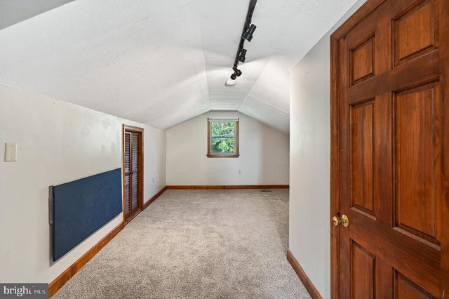 990 ELLIS WOODS RD, Pottstown, PA 19465