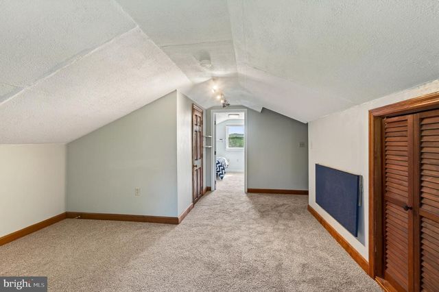 990 ELLIS WOODS RD, Pottstown, PA 19465