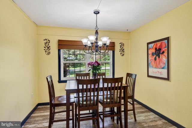990 ELLIS WOODS RD, Pottstown, PA 19465