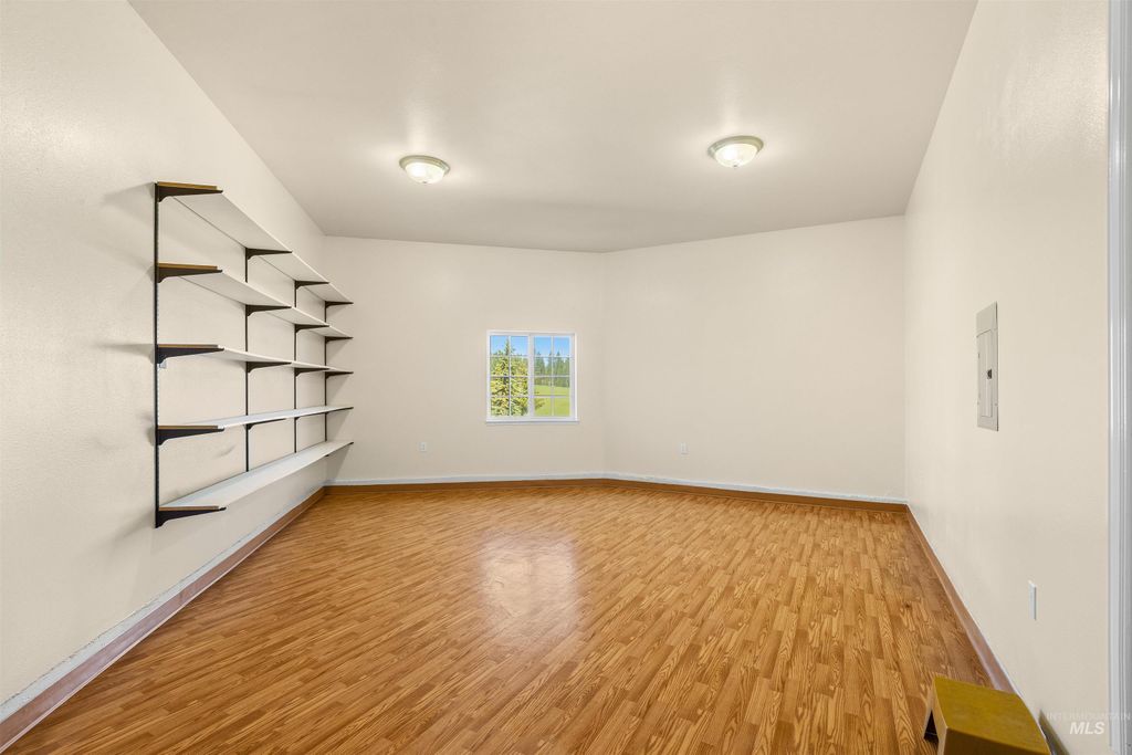 3592 Freeman Creek Rd, Lenore, ID 83541 photo 15