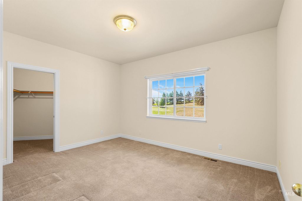 3592 Freeman Creek Rd, Lenore, ID 83541 photo 28