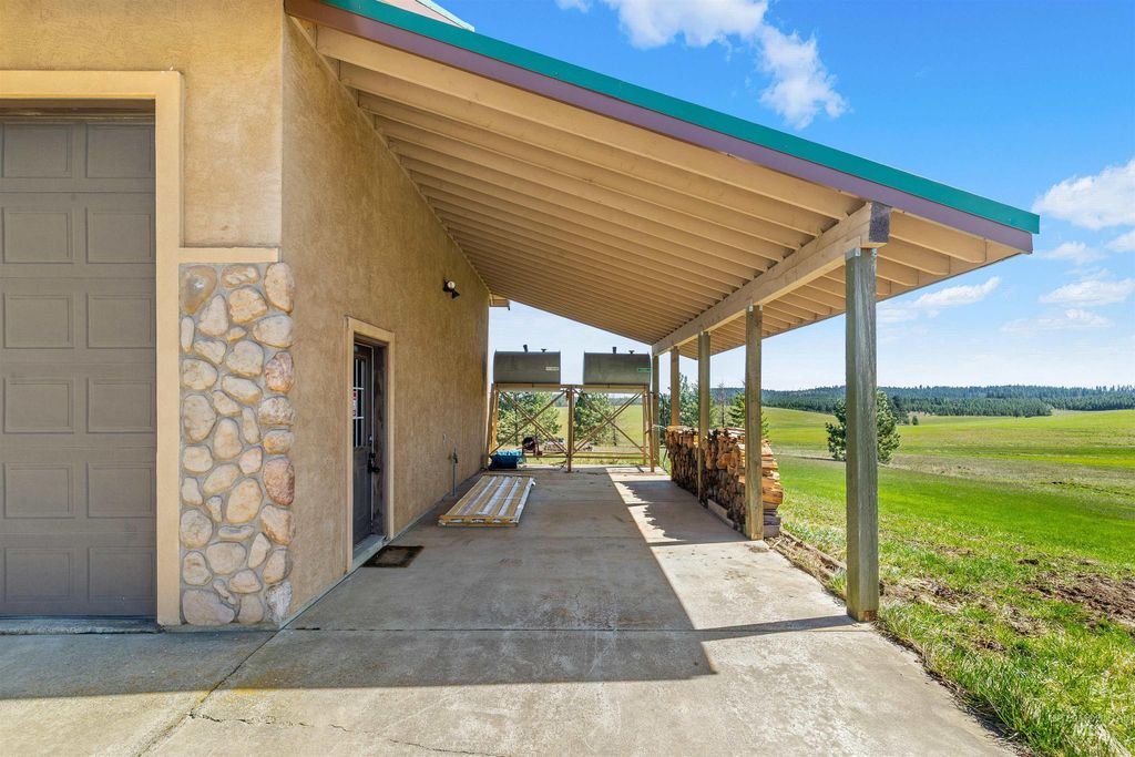 3592 Freeman Creek Rd, Lenore, ID 83541 photo 35