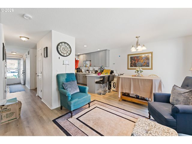 83 Se 176TH Pl, Portland, OR 97233