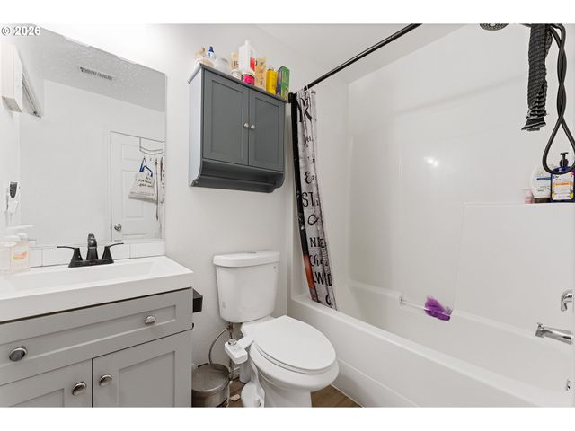 83 Se 176TH Pl, Portland, OR 97233