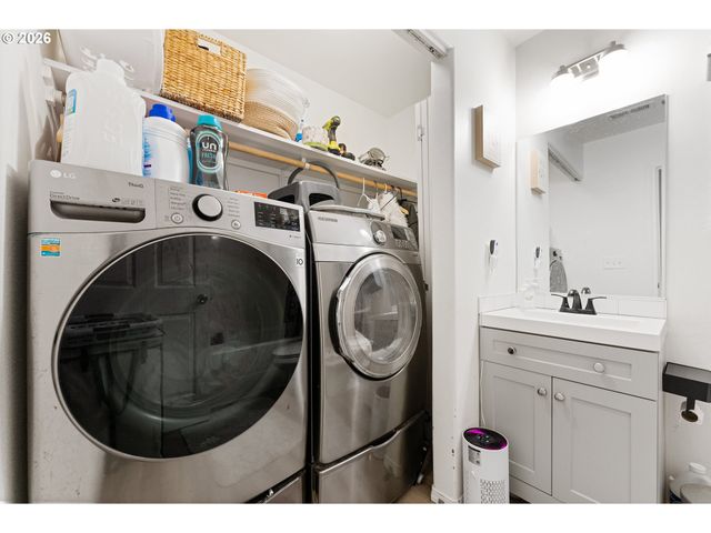 83 Se 176TH Pl, Portland, OR 97233