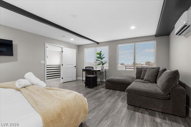 7061 South Valley View Boulevard, Las Vegas, NV 89118