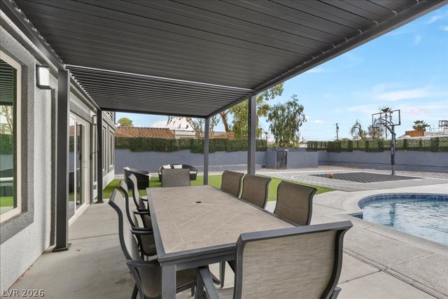 7061 South Valley View Boulevard, Las Vegas, NV 89118