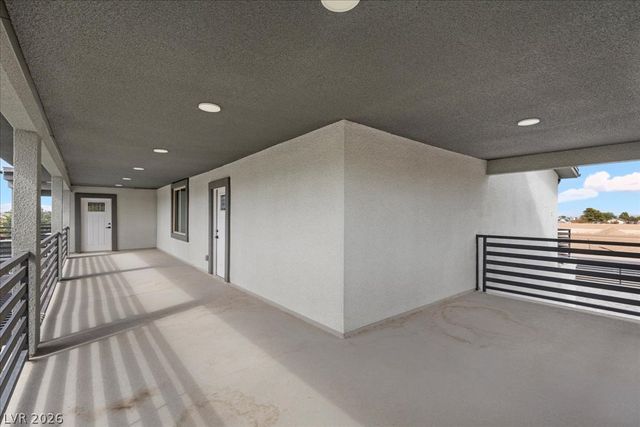 7061 South Valley View Boulevard, Las Vegas, NV 89118