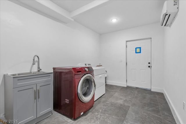 7061 South Valley View Boulevard, Las Vegas, NV 89118